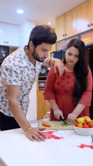 Marina Abraham Instagram - Oh shittt 🥵 🤕

#couplegoals #trendingnow #couplereels #husbandandwife #funny #marriedlife #reelinstagram #trend #couplevideos #explore