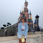 Marina Gregory Instagram - Não é dia de tbt, mas dreams come true. 14 anos atrás eu realizei um sonho: ir à Disney de Orlando e a minha primeira viagem internacional. E agora pude ter o privilégio de reviver um pouco dessa magia na Disney de Paris com minhas amigas 😍✨ #DisneyParis