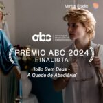 Marina Person Instagram – FINALISTA! 🏆✨ Após votação entre os associados, ‘João Sem Deus – A Queda de Abadiânia’ chegou à última etapa do Prêmio ABC 2024 • @abcine.

A minissérie foi selecionada como finalista nas seguintes categorias:

✨ Melhor Direção de Arte • Série de TV
Fernanda Carlucci • @fernandacarlucci

✨ Melhor Direção de Fotografia • Série de TV
Janice d’Avila • @janicedavila

A premiação ocorrerá neste sábado, 18 de maio, na @cinemateca.brasileira.

Coprodução @VentreStudio, @coraleuropa, @canalbrasil e @tvioficial, ‘João Sem Deus’ tem direção de @marinaperson e é uma criação de @patriciacorso81, @_leonardo_moreira e @giulianocedroni com colaboração de roteiro de @lfnoe. A minissérie pode ser conferida no @globoplay   Canais.