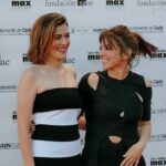 Marina Salas Instagram - GRACIAS @premiosmaxoficial !! Qué ilusión me hace esto. Qué regalo compartirlo con @nietomarta os quiero @josemartret @lydiacacho @produccionescomeycalla Qué sueño de compañerxs❤️