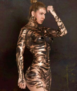 Marina Valmont Instagram - We must learn who is gold and who is gold plated. It’s not always easy to tell. Body paint 🎨 @fernello