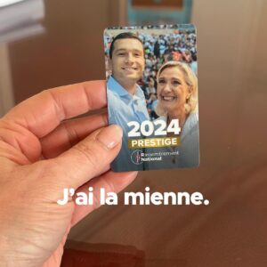 Marine Le Pen Instagram - J’ai la mienne. Et vous ?