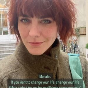 Marion Séclin Instagram - ❤️‍🔥 « Hair is everything » 

✨ Flemme de m’améliorer en tant qu’humaine et de digérer mes peines donc 
➡️ GO CHANGER DE TÊTE ! 

💥 Abonne-toi pour plus d’astuces d’enveloppement personnel

#staybof #bofvibesonly #bof #makeover 

✂️🌈 @theo.hairstylist