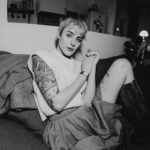 Marion Séclin Instagram - 💥 Short hair don’t care (Enfin, si, je me fiche pas de tout, y’a quand même des choses qui m’importent, une nouvelle coupe de cheveux ça modifie pas la psyché, genre subitement j’allai m’en cogner de tout, mais absolument pas tsé) 📸 la merveilleuse @luciebremeaultphoto