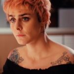 Marion Séclin Instagram - ✨ DINA ✨ ⚡️Viens rencontrer Dina, ta nouvelle meilleure amie introvertie, dans la série Irrésistible, disponible dès maintenant en intégralité sur @disneyplusfr ❤️‍🔥 Dina, c’est l’un des rôles que j’ai pris le plus de plaisir à incarner, des cheveux aux orteils. 💥 Une création de @clemencemadeleineperdrillat réalisée par @antony_cordier et @laoredb mise en musique par @yuksekofficial produite par @jourpremier_ 💫 Avec @cameliajordana @theonavmuss @corentinfila @zoe.schellenberg @salomedewaels @jean___chevalier @simonehrlacher @aliciahava @estellemeyerniquerlafatalite 🔥 Merci @nadie_kone et @younadeperetti #irresistible