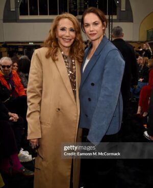 Marisa Berenson Instagram - London Fashion week @jw_anderson 

Hair @jonchapmanhair 
Make-up @charlieduffymakeup 
Jewelry Marisa Berenson Collection 

#londonfashionweek #jwanderson #marisaberenson #annawintour #ruthwilson #minniedriver #keeleyhawes #marisaberensonjewellery