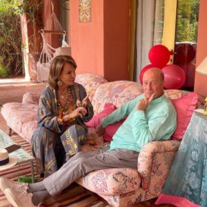 Marisa Berenson Instagram - Birthday lunch with loving friends ❤️❤️❤️❤️❤️ 

@villiersdesaintemarie_ @bernarddanillon @romeogiglicollections @yannrehaan #laragigli @virginiedegournay @adrianabittencourtprivate @homero.mac @jeanlouishaguenauer 

#marisaberenson #marrakech
