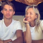 Marisa Cruz Instagram - A data tão esperada finalmente chegou e hoje celebramos os teus 18 anos de vida! O meu maior desejo é que a tua vida continue a ser trilhada no caminho do bem, que continues a ser este ser humano exemplar, que desde muito cedo mostrou ser o melhor amigo que alguém pode ter, que nunca mudes. Obrigada por me escolheres para ser tua mãe, espero estar à altura. Para mim serás sempre o meu menino, o meu primeiro amor. Parabéns Johnny!!☀️🎂🥂 10-09-05❤️