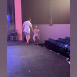 Marisol del Olmo Instagram - Tuvieron que pasar 49 …para que llegara el MEJOR CUMPLE DE MI VIDA!! Gracias a los que vinieron, a los que cantaron, a los que me llenaron de bonito, a mi mamá, a mis hijos (los 3♥️), a mis amigos, a mis amigos que son amores... Gracias a DIOS por Un cumple en salud, en amor, en bendiciones… en plenitud!! GRACIAS @rosaterrazo @bernardolopezg @lezliegarcialg por hacerlo único e inolvidable. Gracias a mis @mammamia_mx y a mis @elangeldeauroraof en el mejor lugar y en el mejor momento ♥️✨ GRACIAS !!!