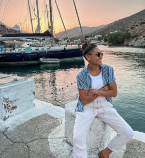 Marissa Gialousis Instagram - thinkin about the πεταλίδες I’m gonna eat tomorrow 🥰 

•
•
•
•
#greece #kalymnos #tomboyfashion #tomboy #tomboystyle #tomboylook #lesbiansofig #lesbian #lesbiansofinstagram