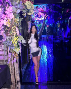 Marissa Jade Instagram - Pressure
