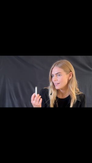 Maritza Veer Instagram - The pleasure is all mine 🚬 
.
.
.
#audition #actor #nyc #innovativeartists #selftapelife #flirting