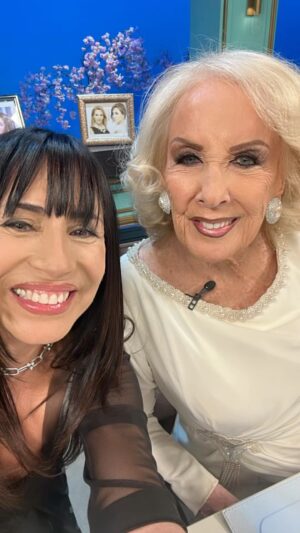 Marixa Balli Instagram - Hermoso programa @lamesazarg @mirthalegrand