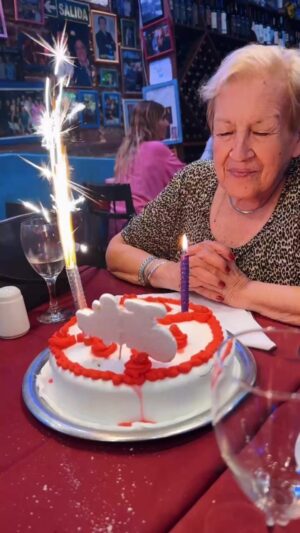 Marixa Balli Instagram - Feliz cumple mamá 🎂❤️,te amo