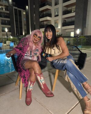 Marixa Balli Instagram - Bety siempre es hermoso verte y compartir charlas ,tengo los mejores recuerdos juntas … hermosa nota de #lam 
Te quiero 💕😘❤️