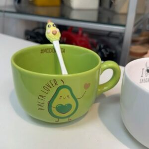Marixa Balli Instagram - Gracias @pandadeco1 son increíbles estas tazas … Feliz ❤️😘
