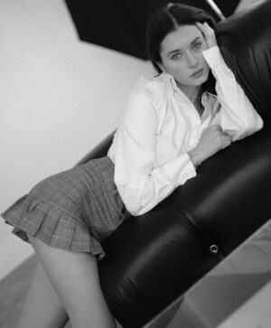 Mariya Akhmetzyanova Instagram - Если ты будешь таким, как все, то кто будет таким, как ты ?

—————
@quite_unfair ещё 699 фото )