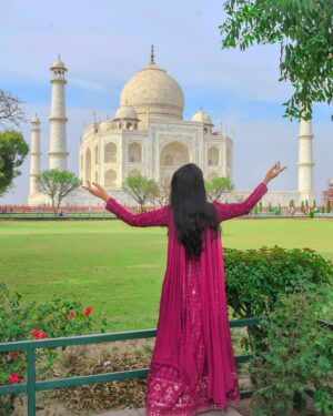 Mariya Prince Instagram - Tajmahal 🕌 

Wearing @thanuzbridalboutique 💖
.
.
.
.
.
.
.
.
.

#tajmahal #india #agra #travel #incredibleindia #photography #love #tajmahalindia #taj #instagram #delhi #tajmahalpalace #travelphotography #mumbai #tajmahalagra #jaipur #uttarpradesh #photooftheday #instagood #agrafort #rajasthan #travelgram #architecture #wondersoftheworld #travelblogger #bhfyp #indian #tajmahalpictures #ig #travelindia