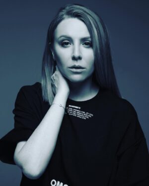 Mariya Shekunova Instagram - Скоро май...🖤🖤🖤