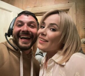 Mariya Shekunova Instagram - Привет, самые благодарные, самые преданные, самые самые любимые зрители сериала «Реальные пацаны» 
Прощальный сезон закончился и мне, как и вам, невыразимо грустно…Хотя, возможно я ещё не до конца осознаю это факт)) финальная серия получилась настолько пронзительная и сильная, прям до слёз конечно, я с вами согласна… такова наша нынешняя реальность, как бы мы к ней не относились…
Вы не представляете, как я вам благодарна за ваши комментарии к крайнему посту!!! Столько любви, тепла, слов поддержки и печали по поводу прощания!!! Я даже не думала, как основательно мы поселились в сердцах друг друга!!! 
СПАСИБО ВАМ ОГРОМНОЕ!!! За то что были с нами эти годы: кто-то с самого начала, кто-то позже)) что любили нас, выросли с нами, поддерживали и всегда ждали новый сезон!!!
ЛЮБЛЮ ВАС БЕЗМЕРНО♥️♥️♥️ 
.
#актрисамарияскорницкая #реальныепацаны #валентинамазунина #николайнаумов #владимирселиванов #антонбогданов #маринафедункив #зоябербер #станиславтляшев #игорьознобихин #алексейбазанов #жаннакадникова #максимтихонов