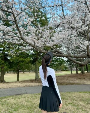 Mariya Nagao Instagram - アップグレードゴルフ収録
とっても暖かくて心地よくて桜も綺麗でした🌸
ゴルフの季節だ今年もたくさんゴルフしよう☺️⛳️