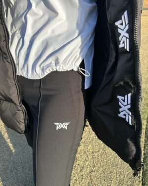 Mariya Nagao Instagram - @up_grade_golf  収録⛳️
PXGのウェアパンツとか伸縮性すごくて身体にすごくフィットしてるんるんでしたっ

アップグレードゴルフのスタッフさんからもお誕生日ケーキをいただいたの嬉しかったぁ😌✨

@pxg 
#pxg #golfwear #golfgirl