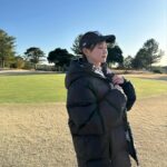 Mariya Nagao Instagram - @up_grade_golf 収録⛳️ PXGのウェアパンツとか伸縮性すごくて身体にすごくフィットしてるんるんでしたっ アップグレードゴルフのスタッフさんからもお誕生日ケーキをいただいたの嬉しかったぁ😌✨ @pxg #pxg #golfwear #golfgirl