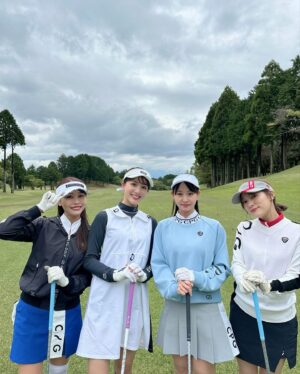 Mariya Nagao Instagram - CPG GOLFイベントに参加させていただきました⛳️

全部CPGのウェアだよかわいかった🩵

@cpggolf_official 
#cpggolf