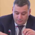 Mariya Shukshina Instagram - 27 мая состоялось расширенное заседание Комитета ГД по информационной политике и информационным технологиям и связи «Цифровая безопасность школьников и обязательность их обучения цифровой грамотности». «Объединение родителей» подавало заявку на участие в Заседании, в день мероприятия получило отказ во внесении в список участников...Выводы? Междусобойчик? А вас тут не стояло? До каких пор «руками водящие» органы будут "без нас нас женить" и решать без участия родительских организаций, как и чему учить наших детей? Господа, вы звери или циники, попутавшие уже берега, и плевавшие на Конституцию и законы? Спасибо Игорю Ашманову, члену СПЧ, пытающемуся противостоять чиновнику на букву Х. P.S: Кстати, сам чиновник Х. слился прямо во время заседания, а видео заседания убрали с сайта ГД. Как говорится: у них что-то пошло не так... #мынецифры #госдума #цифровизация #государство #правительство #госдума #конституция #родина #cтрана #люди #мывместе #россия #2021 #кремль #моямосква #cтолица #общество #закон #законы #права #советфедерации #народ