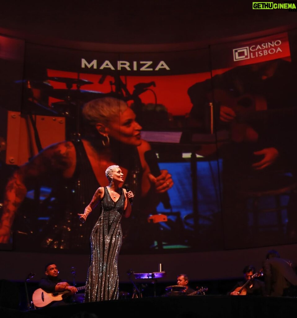 Mariza Instagram - Muito obrigada @casinolisboa por esta noite maravilhosa! Obrigada a todos os que encheram esta casa que tão bem sempre me recebeu. Gratidão eterna, Mariza. 📸 Conceição Alves, @casinolisboa @ruelamusic