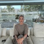 Mariza Instagram - Hoje, 25 de abril, celebramos a liberdade e a democracia. Há 50 anos atrás, Portugal, deu um passo corajoso em direção a um futuro mais justo e livre. Que possamos sempre valorizar e lutar pela nossa liberdade, não esquecendo que passa por respeitar o próximo! Viva o 25 de abril!