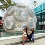 Marjorie Magri Instagram - Día de compartir o con amigas en Wynwood @marjoriemagri @zywiacastrillo #designdistrict #designsdistricmiami #miami #miamilifestyle #wynwood