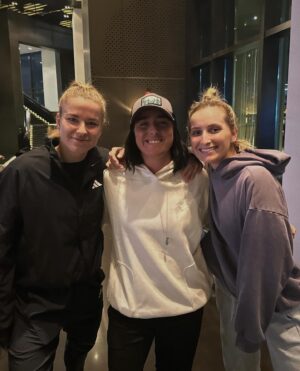 Markéta Vondroušová Instagram - dream big🤍