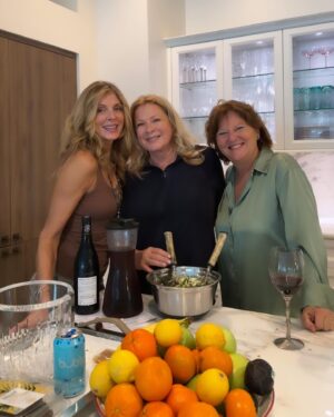Marla Maples Instagram - 🍁 Thanksgiving Day 🍁 
Oh the joy of simple times with beloved friends & family. Thank you Carmen, for hosting us as we brought our favorite dishes and shared the flavors, prayers, and fun!  I had to add a photo of my family in Georgia who we missed so much this year, but so happy they could be together… I love you, baby sister, Dean, little Liam and my daddy Stan❣️