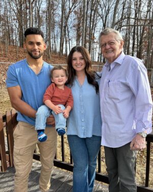 Marla Maples Instagram - 🍁 Thanksgiving Day 🍁 
Oh the joy of simple times with beloved friends & family. Thank you Carmen, for hosting us as we brought our favorite dishes and shared the flavors, prayers, and fun!  I had to add a photo of my family in Georgia who we missed so much this year, but so happy they could be together… I love you, baby sister, Dean, little Liam and my daddy Stan❣️