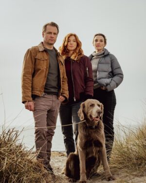 Marleen Lohse Instagram - Wir sehen uns im hohen Norden…
Ganz bald!
.
.
.
#canasta #nordbeinordwest 
 @jonestones #hinnerkschönemann @tp3_triplepictures #felixherzogenrath 
📷 @gordon_timpen