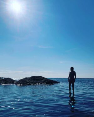 Marleen Lohse Instagram - Doppa!

@pater_noster_on_the_horizon @max.monty_ 

#💛💙 #sommarisverige