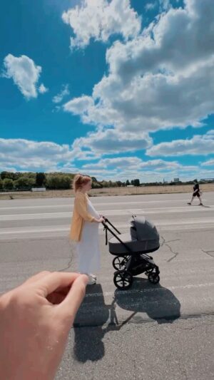 Marleen Lohse Instagram - Final testrun completed at the old runway of Tempelhofer Feld. Cleared for takeoff. #readytopush.
.
.
. 
Thank you @cybex_global for the gear. Feeling excited and well prepared with the #cybexpriam #❤️

Thank you @silviaschumacherpr ❤️🙏🏻

Thank you @erik_schmitt for taking a walk with me (down memorylane @cleo_movie )

#werbungwegenmarkennennung