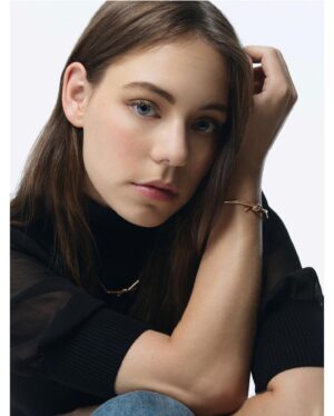 Marlo Kelly Instagram - #tiffanyknot // @tiffanyandco 
 
Photography: @davidboonphoto 
Makeup: @andreablack_makeup 
#tiffanypartner