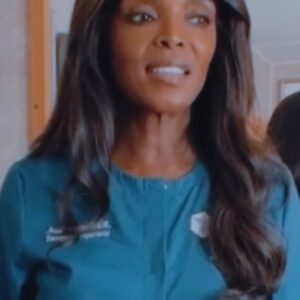 Marlyne Barrett Instagram - Bringing back…“Talks in the Trailer” 
Gotta have the Beats! #onset #beats #talksinthetrailer