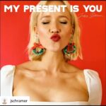 Marlyne Barrett Instagram - I’m speechless! I had no idea! @jschramer #gogetit #christmas #music #onechicago