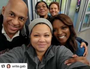 Marlyne Barrett Instagram - Lovely to work with Ms. Gabrielle and the legendary @zeescott ! We’ll be back May 3rd ya’ll! Repost: @write.gab 👏🏾👏🏾#onechicago