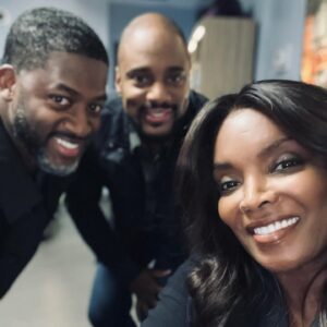 Marlyne Barrett Instagram - Off Set. We Are Just Us. Happy Holidays! @waynetcarr @malikwhitfield  #chicagomed #onechicago #holidaybreak