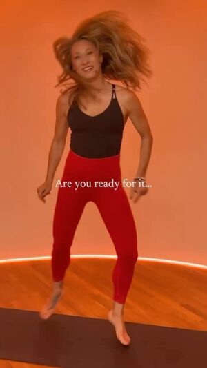 Marnie Alton Instagram - I wait all year for our Planksgiving workout and it’s finally here!!! (don’t worry it’s not all planks I just love a play on words ☺️) 

One of my most favorite things about this class is that we offer it for FREE to anyone who wants to join so we get to meet so many amazing new peeps. If you’ve been curious about our M/BODY workouts this is the perfect way to experience what we’re all about. It’s gonna be a 45min sweat fest designed to kick off the holiday season with strength & JOY! 

Here’s a little vid to explain how to use the promo code. Dm me with any questions, SHARE with your friends and lemme know in the comments if you’re coming tomorrow!