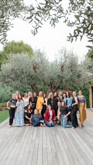 Marnie Alton Instagram - I still can’t believe this really happened! It feels like a dream…and I can’t wait to do it again. Where should we go next? Will you be there?! ✨

#mbodyglobalfam #mbodyretreat