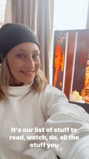Marnie Alton Instagram - When you’re just watching the @thedrewbarrymoreshow with your family and suddenly you hear your name…OMG!!! Thank you @drewbarrymore for this shoutout. You are the coolest of cool chicks and the ultimate lifter-up of others. Love you!!! 🙏❤️🥹