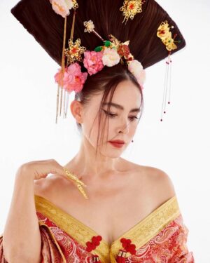 Marsha Vadhanapanich Instagram - Chinese New Year 2024. ❤️
Photographer @amatyai
Makeup @thanva.mua 
Hair  @mairatchada1 @tungpui69 
Stylist @criscrisii
Assistant Stylist @deypithrma @crexmm 
@athenzy ❤️ 
#amatphoto #marshairis