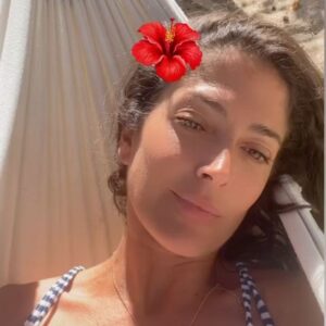 Marta Gil Instagram - No centro de Casa Branca (Sousel) há um pequeno paraíso lindo e acolhedor. 
O Sr. Henrique recebe-nos como se fôssemos da sua família e a Adriana com o seu sorriso rasgado prepara-nos o pequeno-almoço com todo o amor.
Senti que estava em casa! Foram dias maravilhosos e já só quero voltar. 
Obrigada @az.zagal 💛
