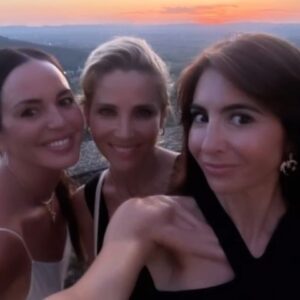 Marta Milans Instagram - La Dolce Vita with my forever friends… always a good idea ❤️ @elsapataky @anitasuarezdelezo ❤️ os adoro ❤️