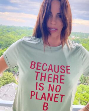Marta Milans Instagram - Proud to be your friend @ecoalf @because_thereis_noplanetb ... let’s get on it people before it is too late ... gracias amigo @javiergoyeneche orgullosa de todo lo que estás haciendo ! #becausethereisnoplanetb 🌎❤️🌍